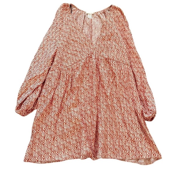 H&M Pink Long Sleeve Sundress with Bishop Sleeves
Viscose 80%, Polyamide 20%
Leg - Picture 2 of 6